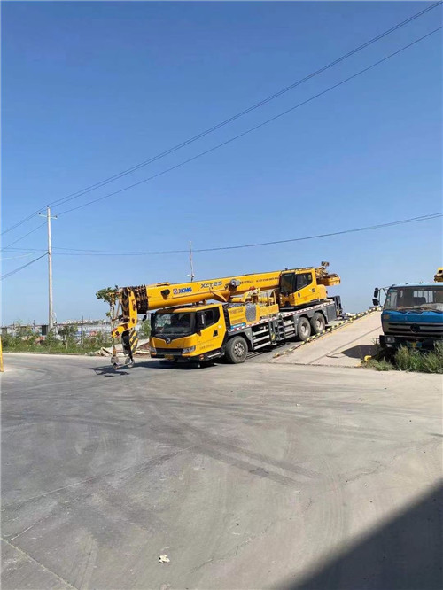 相城区吊车作业时，可能会产生哪些额外收费项目？