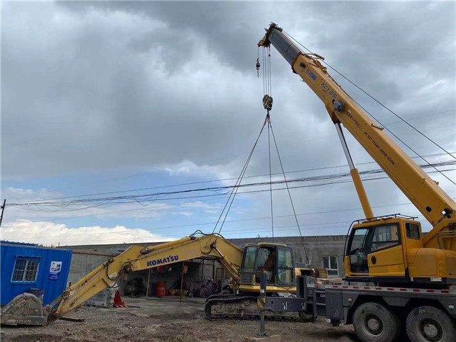 相城区25吨吊车的工作半径是多少？